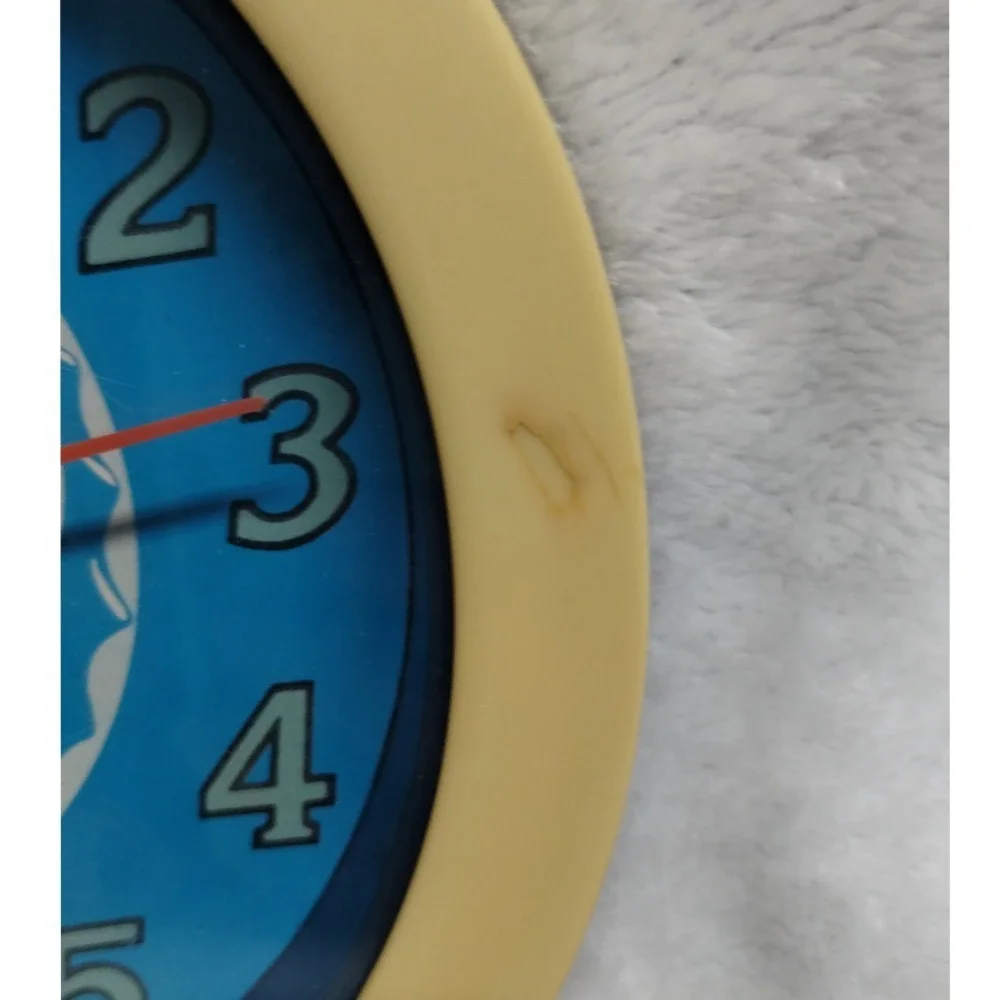 Pepsi Cola Wall Clock‎ Ice-Cold Bottle Cap Design Vintage Style Decor